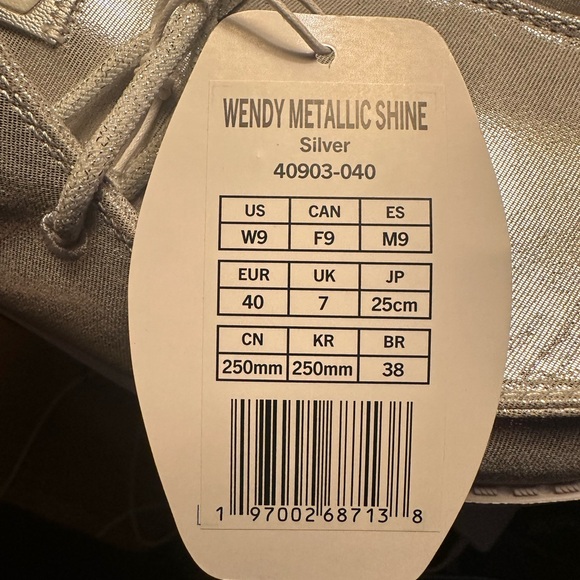 Wendy Metallic Shine Silver Hey Dudes Size 9 - Picture 5 of 5